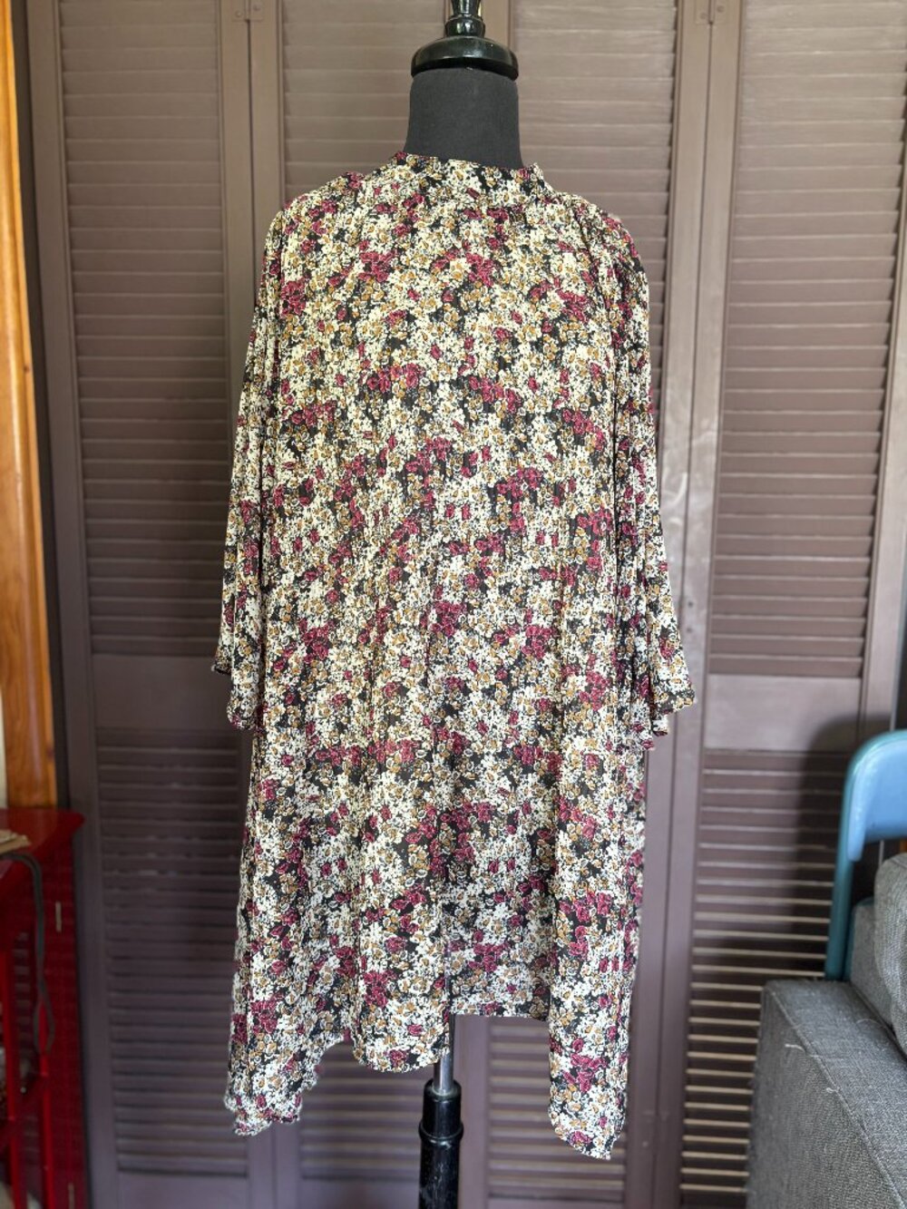Zara basic flowy floral dress